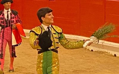 IGNACIO BONÉ CORTA UNA OREJA EN PERALTA, CON UN DURO LOTE DE RASO DEL PORTILLO