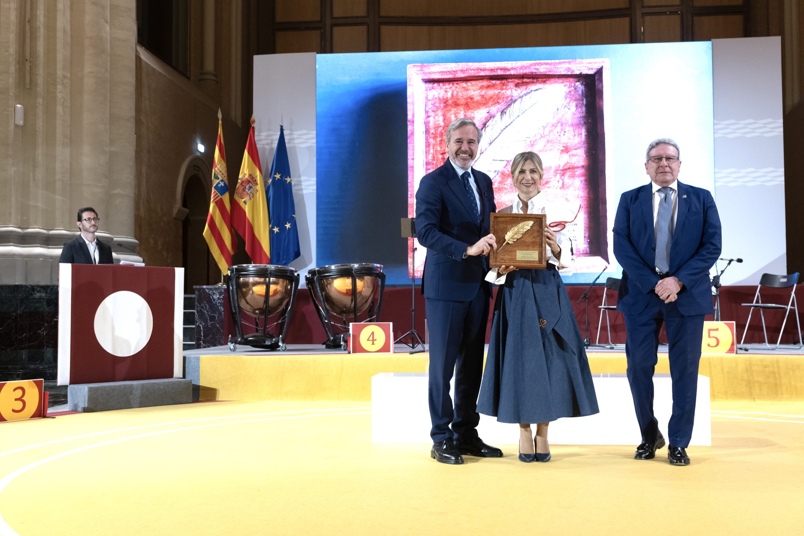 EL GOBIERNO DE ARAGÓN RECIBE LA ‘PLUMA DE ORO’ 2025