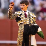 Aarón Palacio destaca en Sevilla con una oreja en la Maestranza